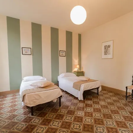 Corte Meraviglia - Relais 3* 루카